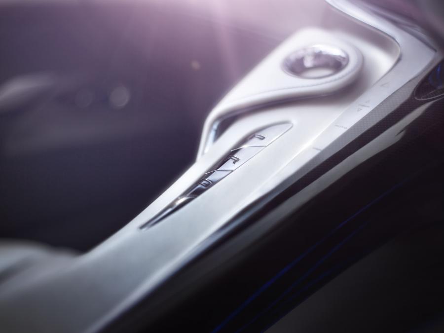  Infiniti Emerg-E Concept 2012 года  (фото 21 из 36)